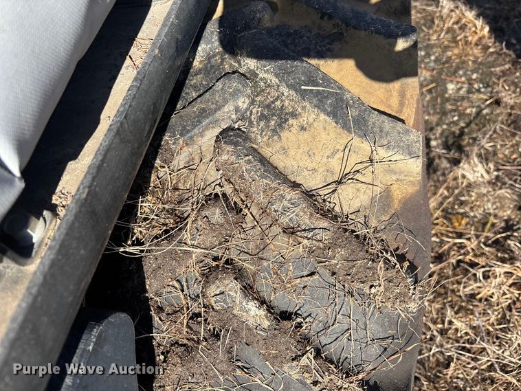 image for item YA2057 2015 Ditch Witch 410SX trencher