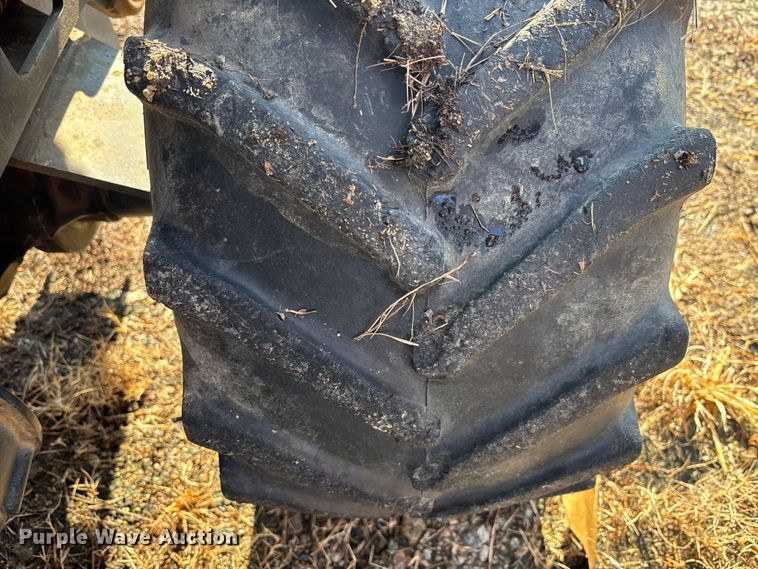 image for item YA2057 2015 Ditch Witch 410SX trencher