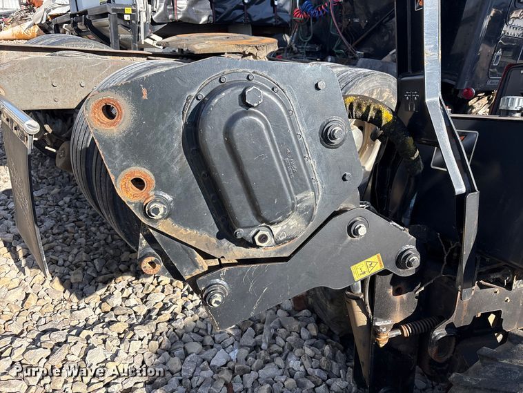 image for item YA2058 2015 Ditch Witch 410SX trencher