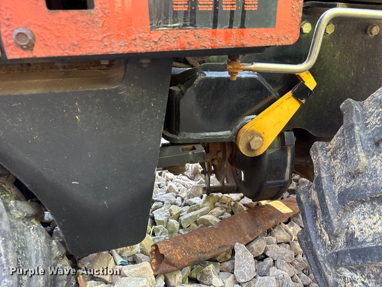 image for item YA2058 2015 Ditch Witch 410SX trencher