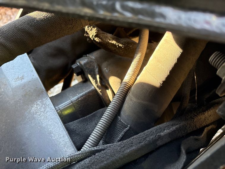 image for item YA2058 2015 Ditch Witch 410SX trencher