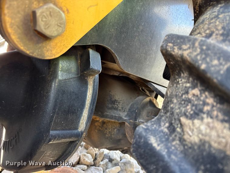 image for item YA2058 2015 Ditch Witch 410SX trencher