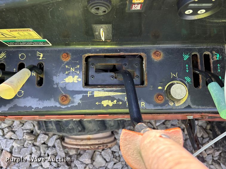 image for item YA2058 2015 Ditch Witch 410SX trencher