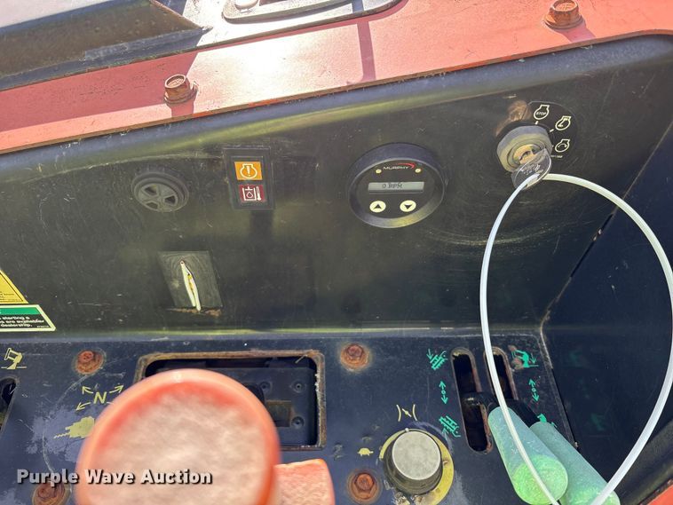 image for item YA2058 2015 Ditch Witch 410SX trencher