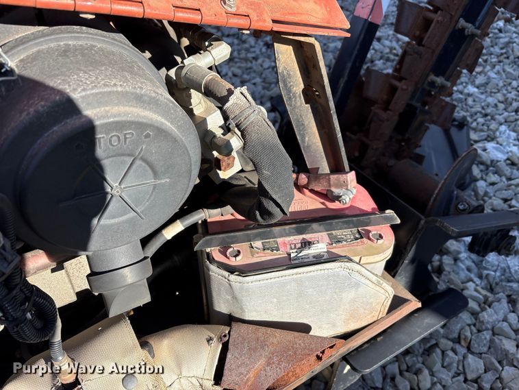 image for item YA2058 2015 Ditch Witch 410SX trencher