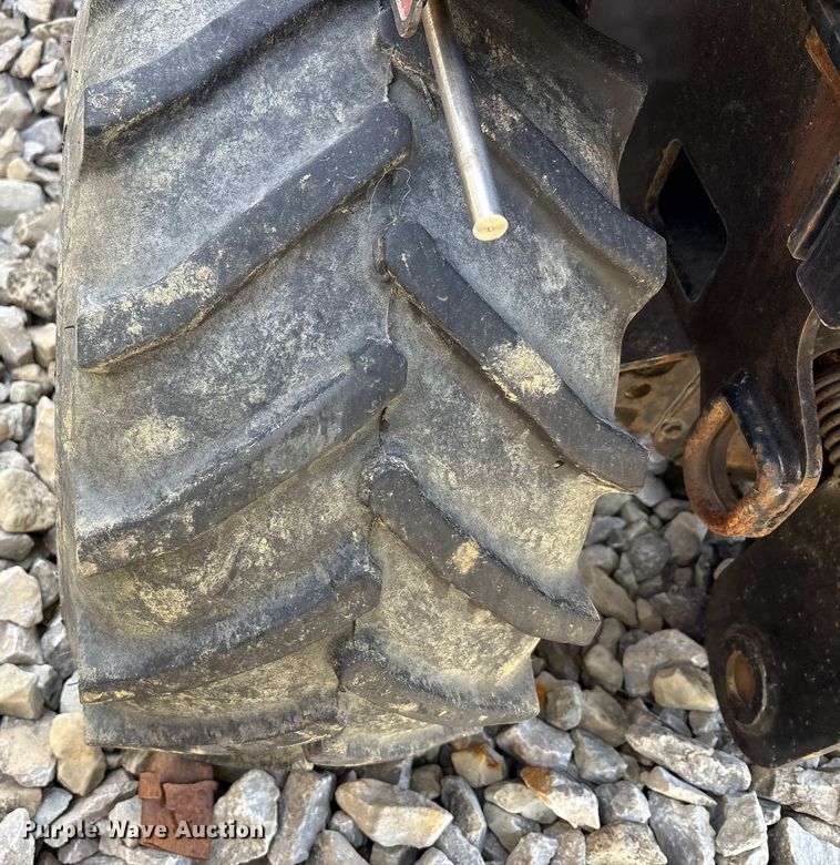 image for item YA2058 2015 Ditch Witch 410SX trencher