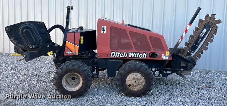 image for item YA2064 2016 Ditch Witch 410SX trencher