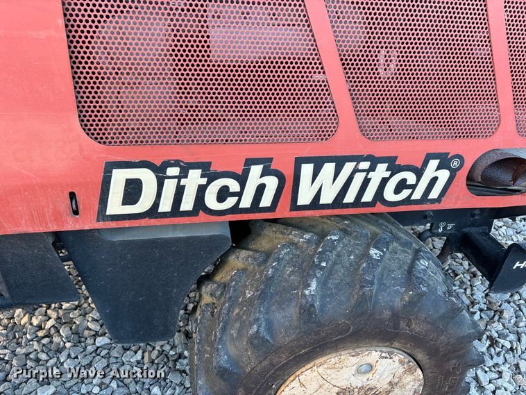 image for item YA2064 2016 Ditch Witch 410SX trencher