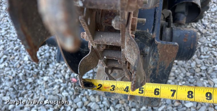 image for item YA2064 2016 Ditch Witch 410SX trencher