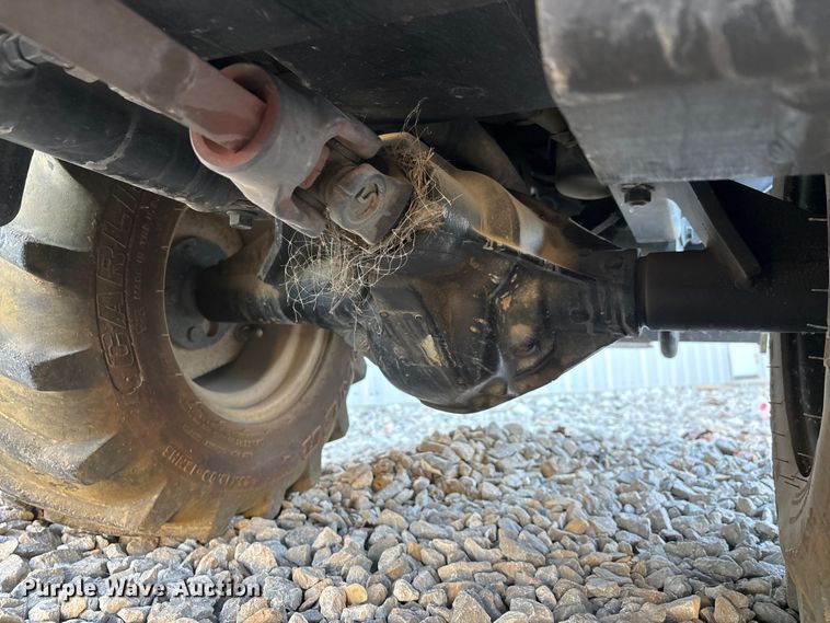 image for item YA2064 2016 Ditch Witch 410SX trencher