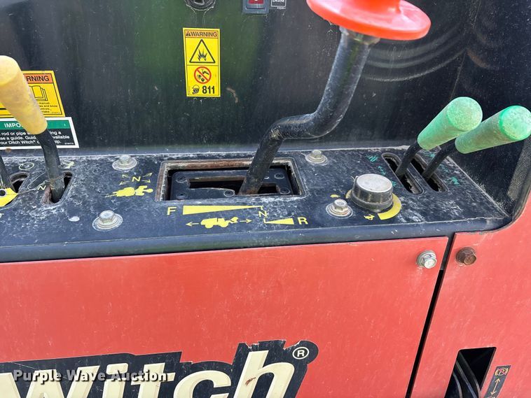 image for item YA2064 2016 Ditch Witch 410SX trencher