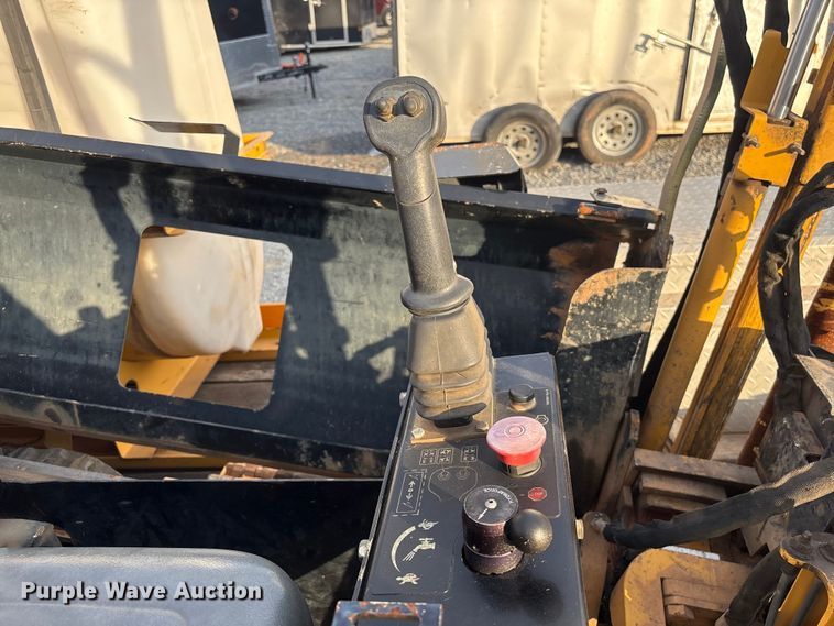 image for item YA2065 2018 Vermeer Navigator D8x12 directional boring unit