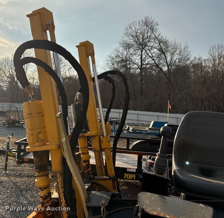 image for item YA2065 2018 Vermeer Navigator D8x12 directional boring unit