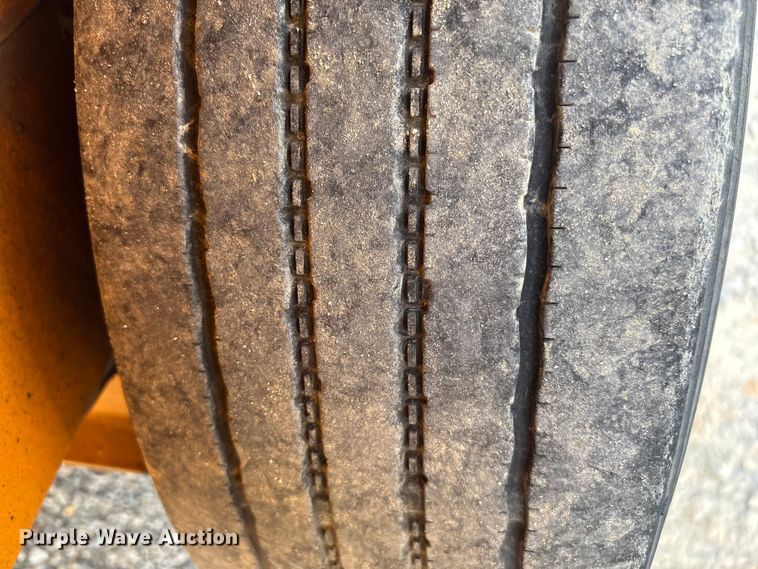 image for item YA2065 2018 Vermeer Navigator D8x12 directional boring unit