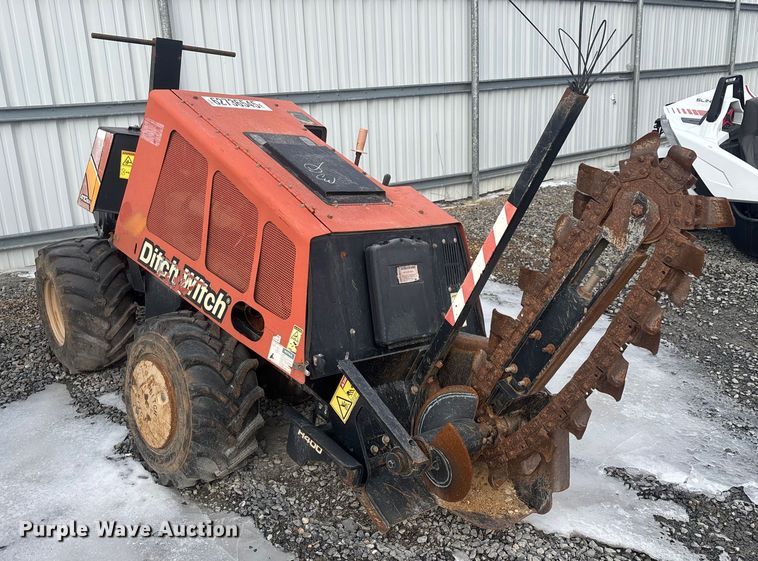image for item YA2066 2017 Ditch Witch 410SX trencher