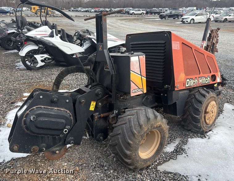 image for item YA2066 2017 Ditch Witch 410SX trencher