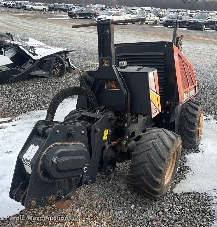 image for item YA2066 2017 Ditch Witch 410SX trencher