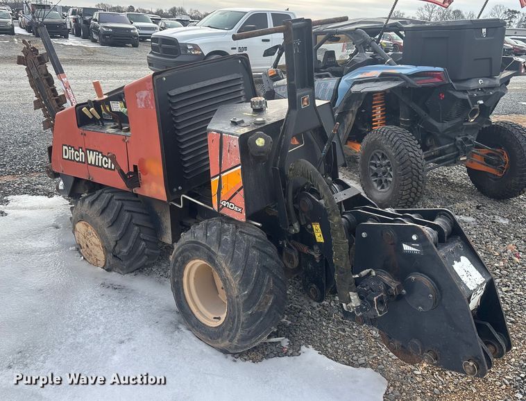 image for item YA2066 2017 Ditch Witch 410SX trencher