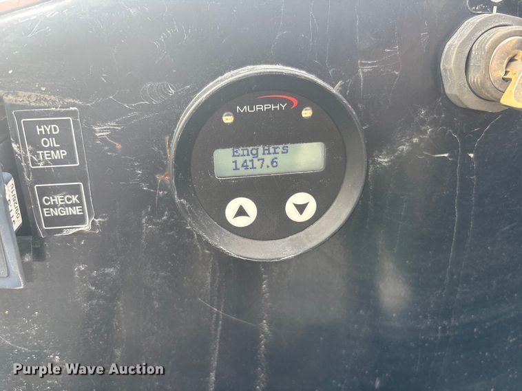 image for item YA2066 2017 Ditch Witch 410SX trencher