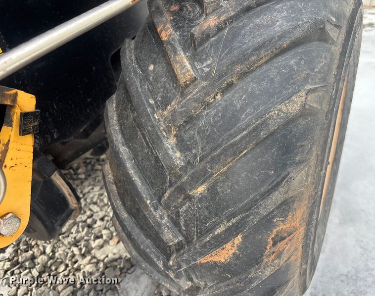 image for item YA2066 2017 Ditch Witch 410SX trencher