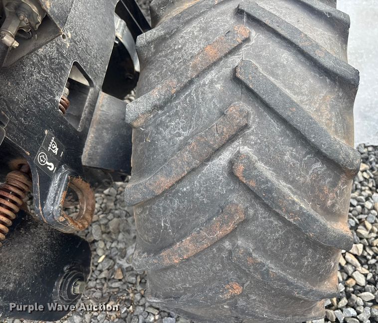 image for item YA2066 2017 Ditch Witch 410SX trencher