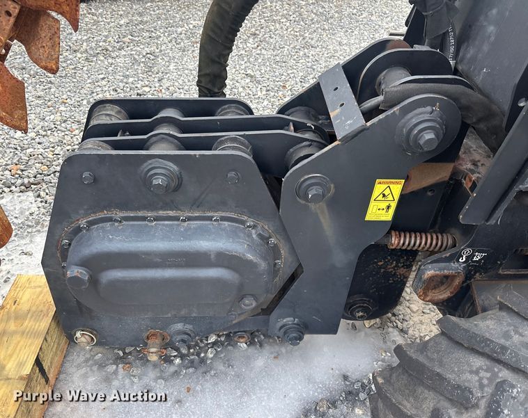 image for item YA2067 2016 Ditch Witch 410SX trencher