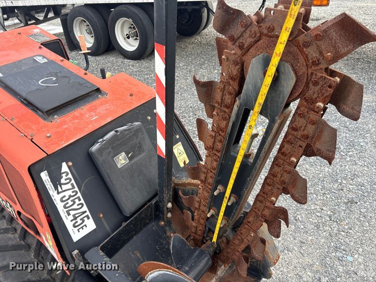 image for item YA2067 2016 Ditch Witch 410SX trencher