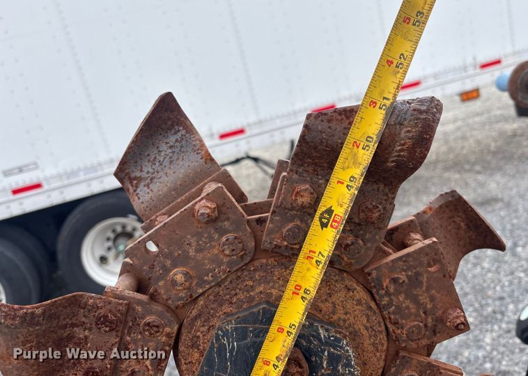 image for item YA2068 2016 Ditch Witch 410SX trencher