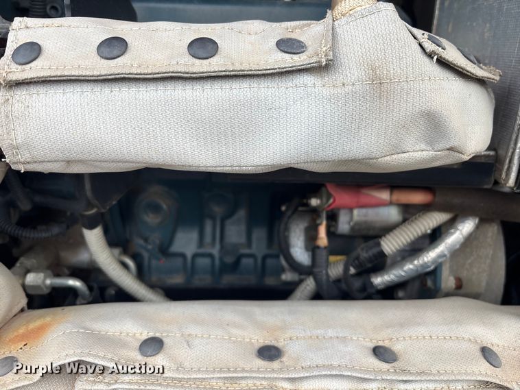 image for item YA2068 2016 Ditch Witch 410SX trencher