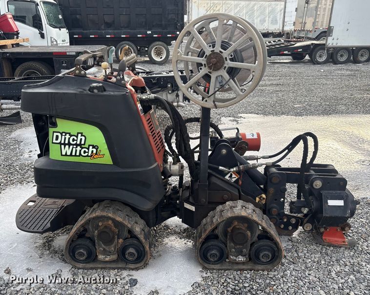 image for item YA2069 2013 Ditch Witch R300 cable plow