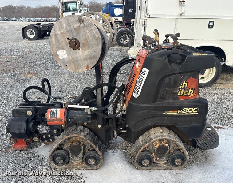image for item YA2069 2013 Ditch Witch R300 cable plow