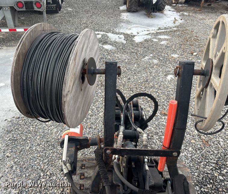 image for item YA2069 2013 Ditch Witch R300 cable plow