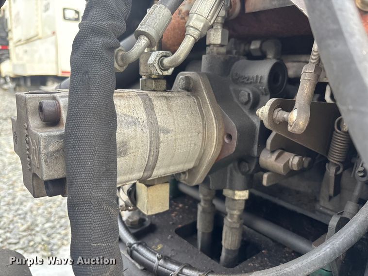 image for item YA2069 2013 Ditch Witch R300 cable plow