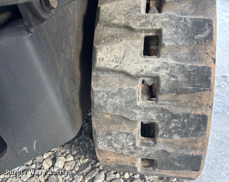 image for item YA2069 2013 Ditch Witch R300 cable plow