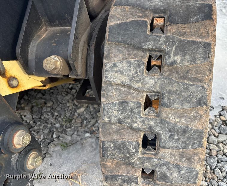 image for item YA2069 2013 Ditch Witch R300 cable plow