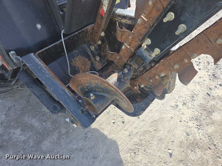 image for item YA2070 2018 Ditch Witch 410SX trencher