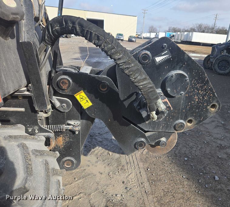 image for item YA2070 2018 Ditch Witch 410SX trencher