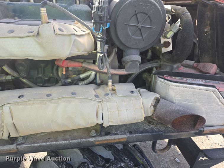 image for item YA2070 2018 Ditch Witch 410SX trencher