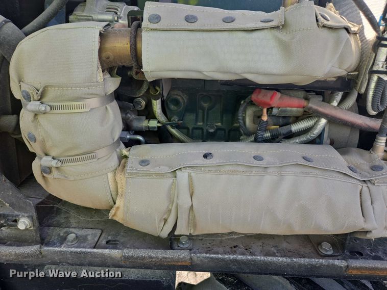 image for item YA2070 2018 Ditch Witch 410SX trencher