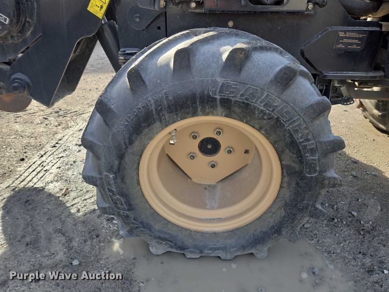 image for item YA2070 2018 Ditch Witch 410SX trencher