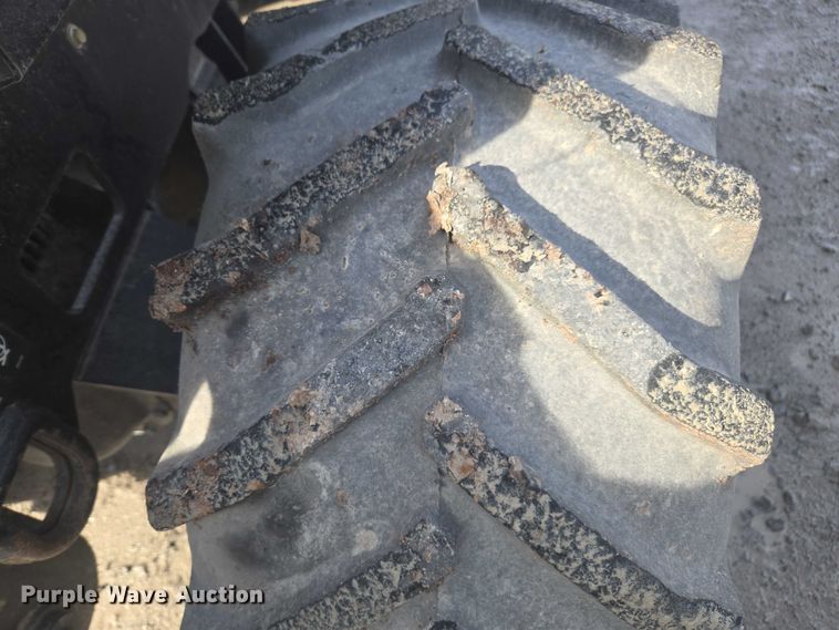 image for item YA2070 2018 Ditch Witch 410SX trencher