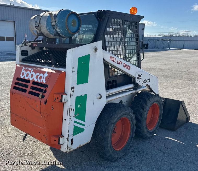 image for item YA2071 1991 Bobcat 642B skid steer loader