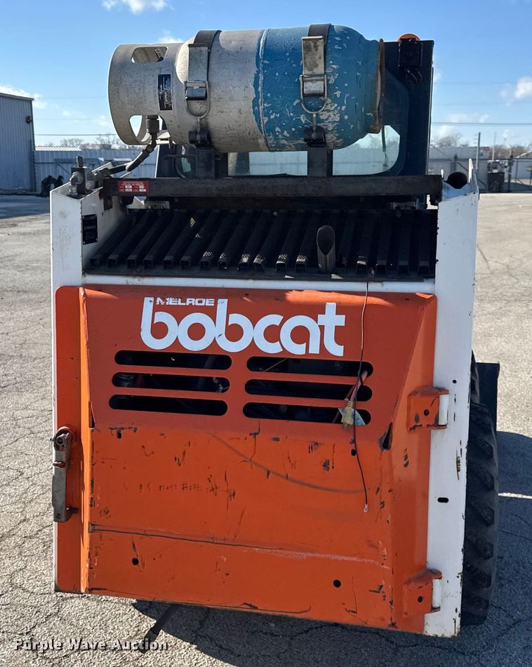 image for item YA2071 1991 Bobcat 642B skid steer loader