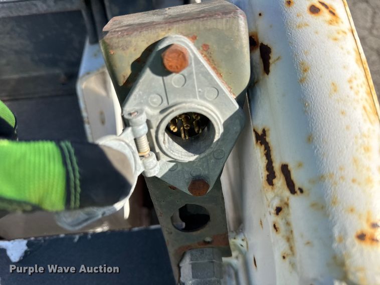 image for item YA2071 1991 Bobcat 642B skid steer loader