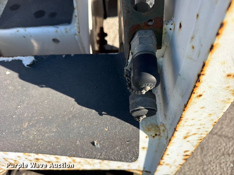 image for item YA2071 1991 Bobcat 642B skid steer loader