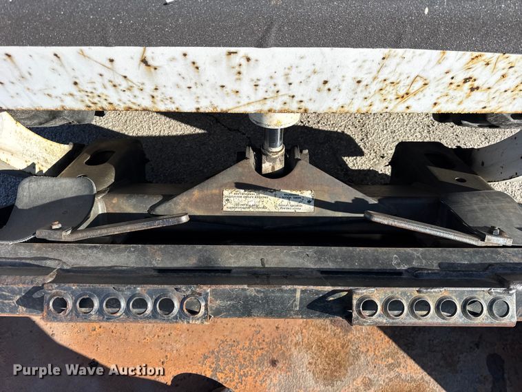 image for item YA2071 1991 Bobcat 642B skid steer loader