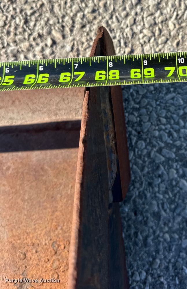 image for item YA2071 1991 Bobcat 642B skid steer loader