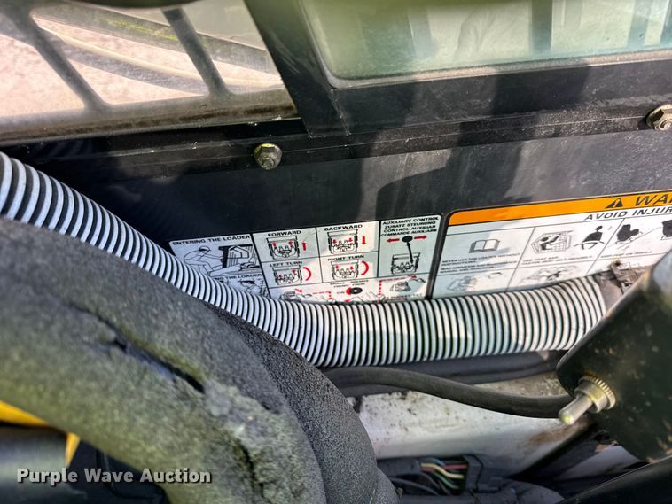 image for item YA2071 1991 Bobcat 642B skid steer loader