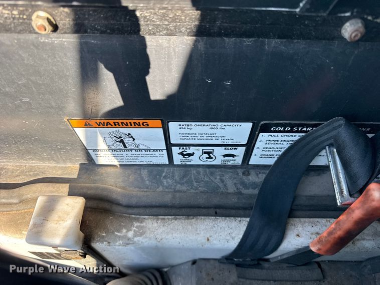 image for item YA2071 1991 Bobcat 642B skid steer loader