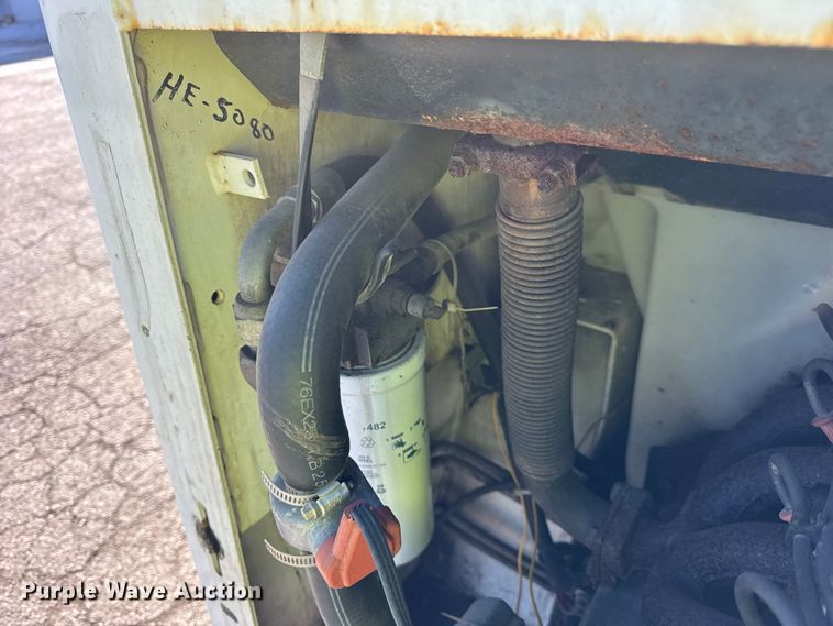 image for item YA2071 1991 Bobcat 642B skid steer loader